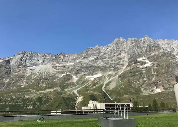 Апартаменти Genepy Cervinia Vda Vacanze In Vetta Cir 0252 *